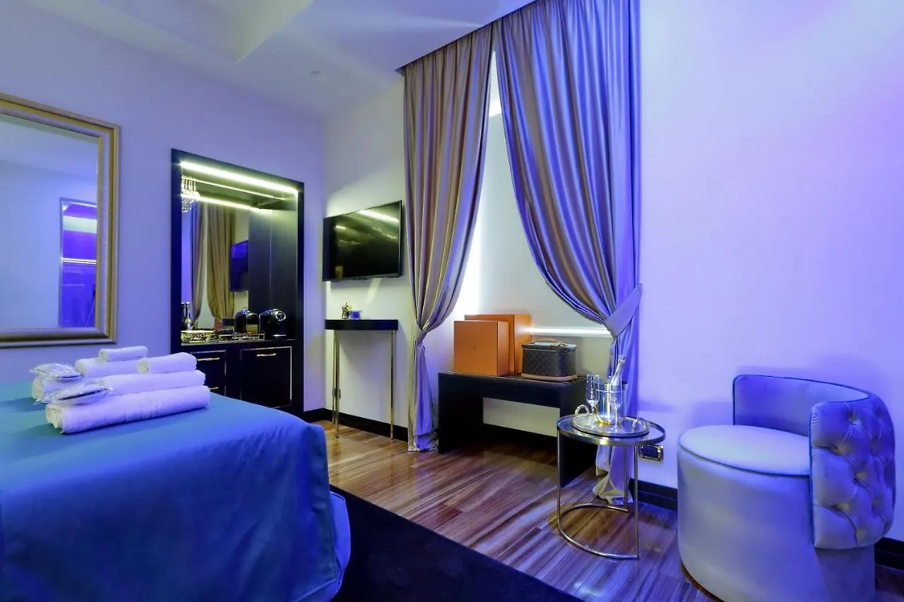 **** Guest house Spanish Hills Collection Luxury Suites & Jacuzzi Rome Italy