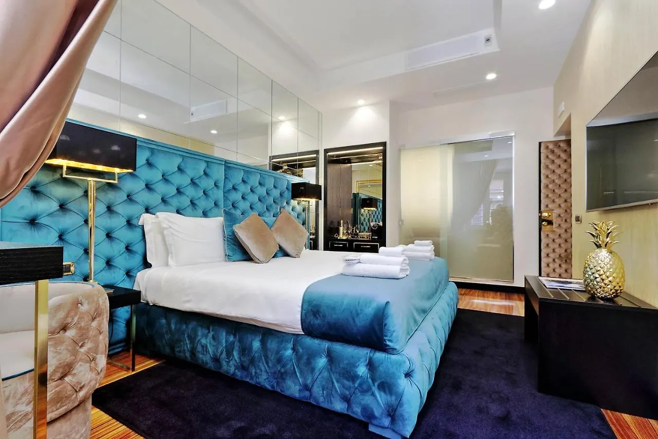 Spanish Hills Collection Luxury Suites & Jacuzzi Rome