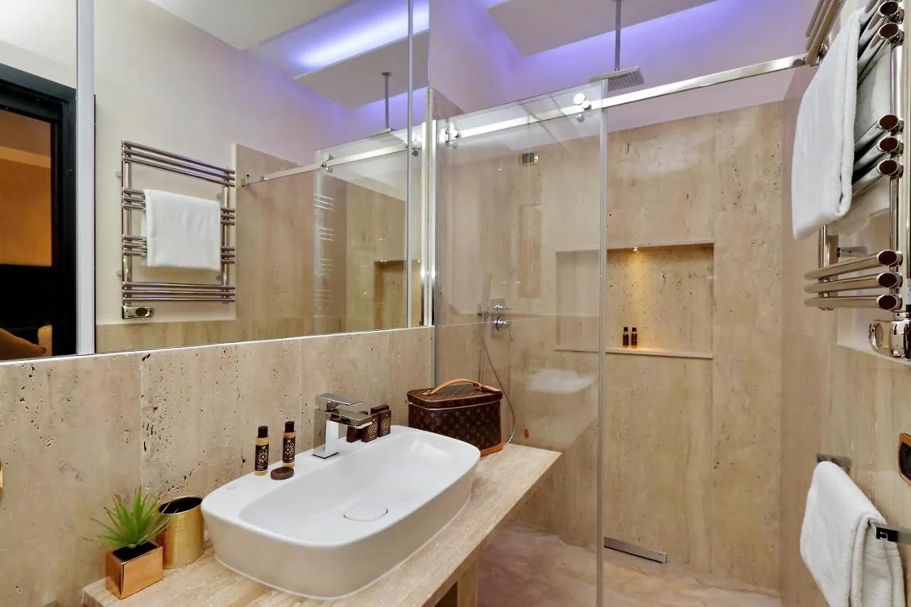 Spanish Hills Collection Luxury Suites & Jacuzzi Rome 4*,  Italy