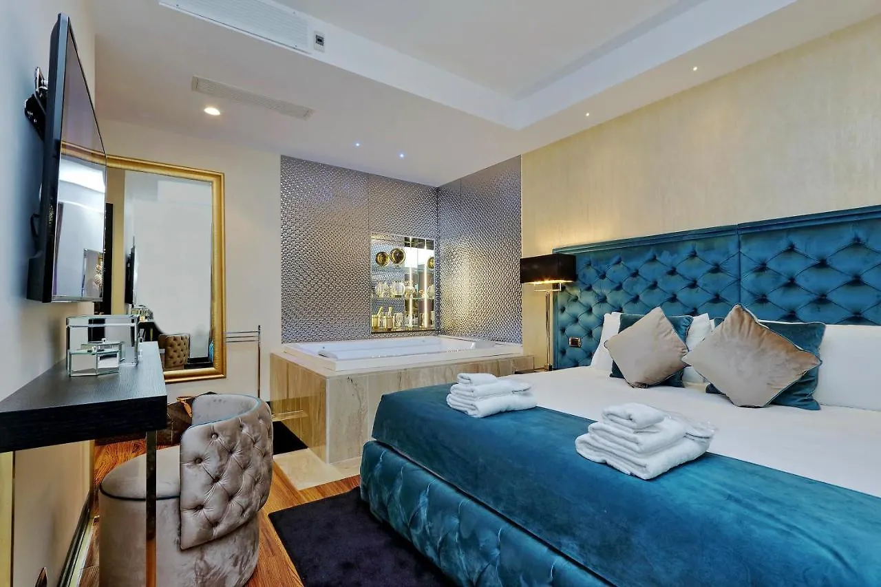 Spanish Hills Collection Luxury Suites & Jacuzzi Rome Guest house