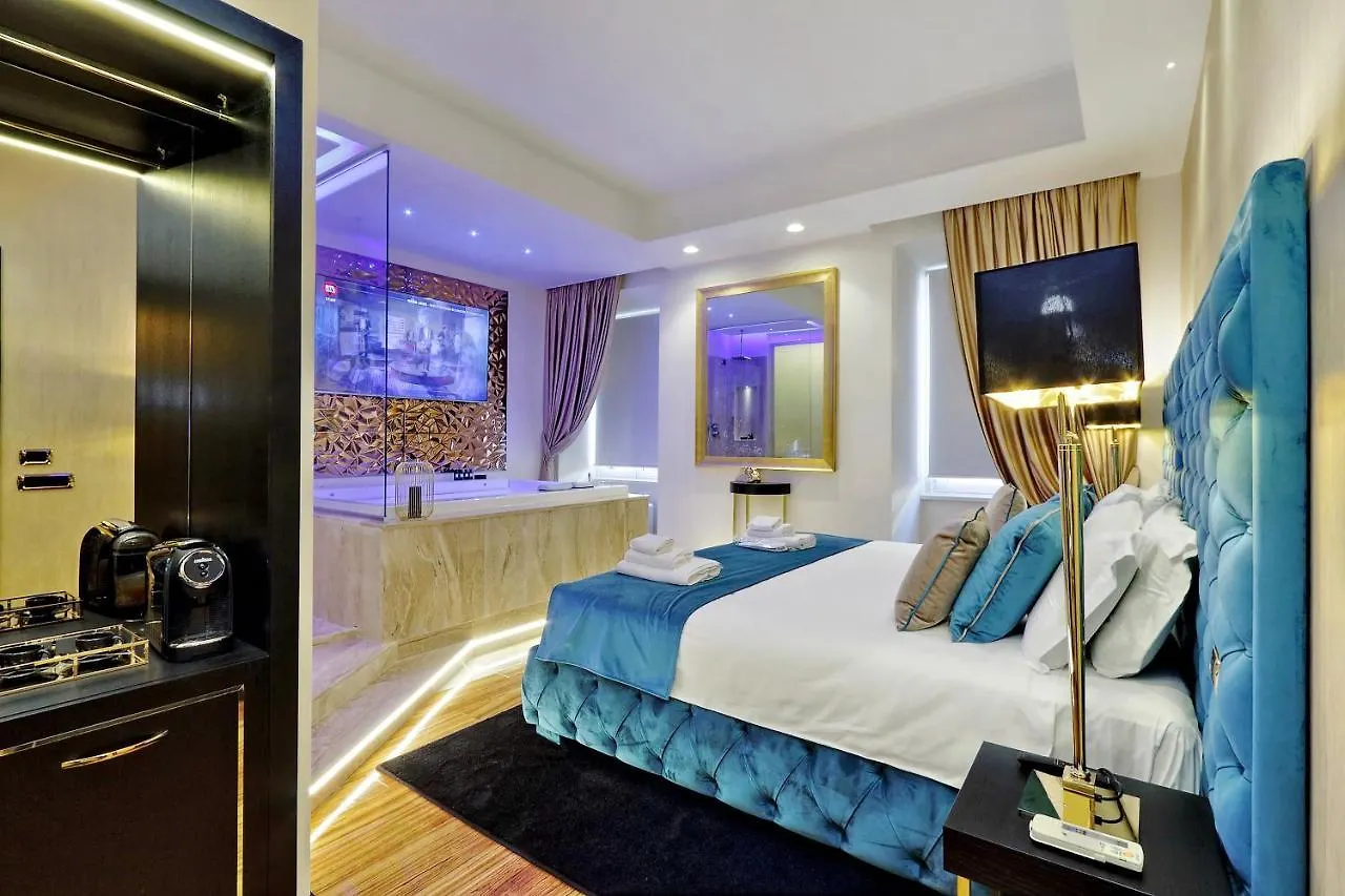 Spanish Hills Collection Luxury Suites & Jacuzzi Rome 4*,  Italy